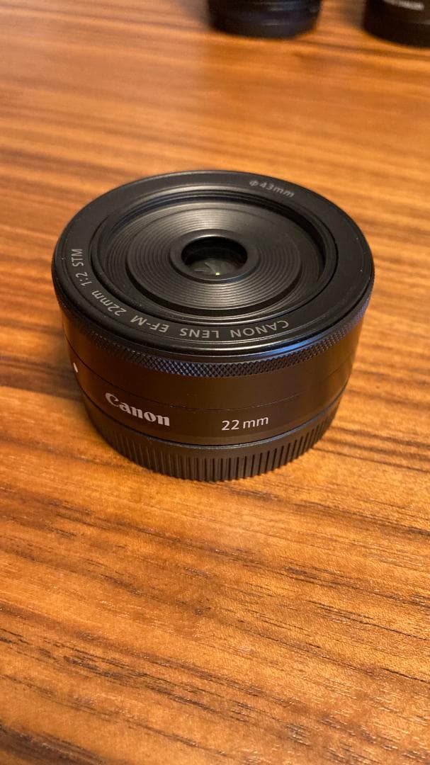 Canon EOS kiss m 本体&純正レンズ4つ付き+付属品多数