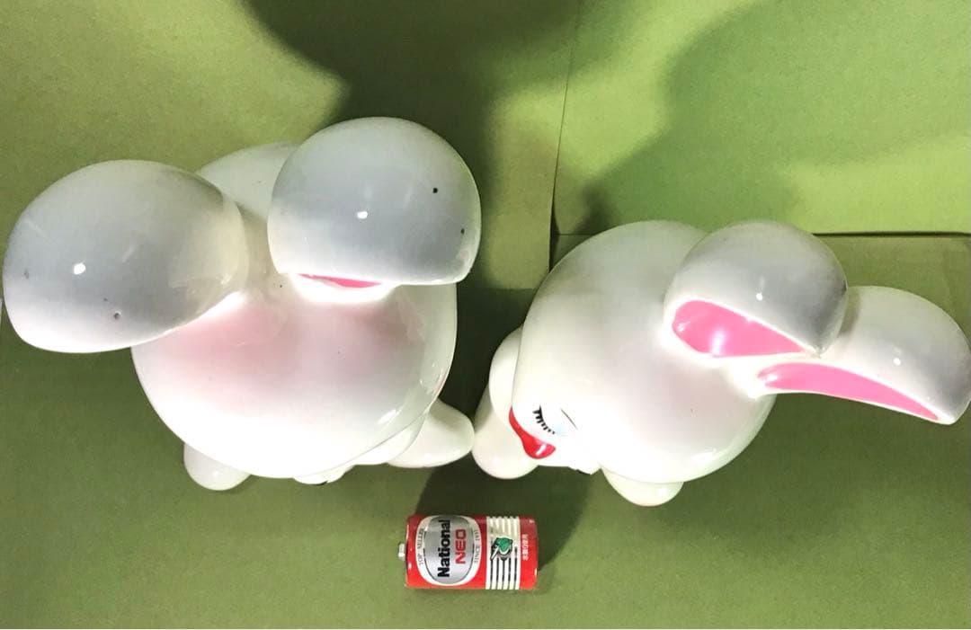 昭和レトロ 可愛い うさぎ 兎 陶器 人形 宇山あゆみ 内藤ルネ 水森亜土 玩具