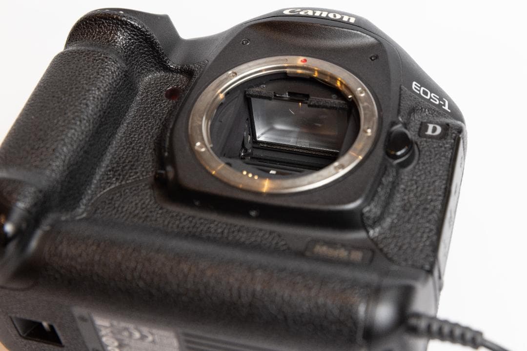 Canon EOS-1D Mark III 、DCカプラー DR-E4、充電器