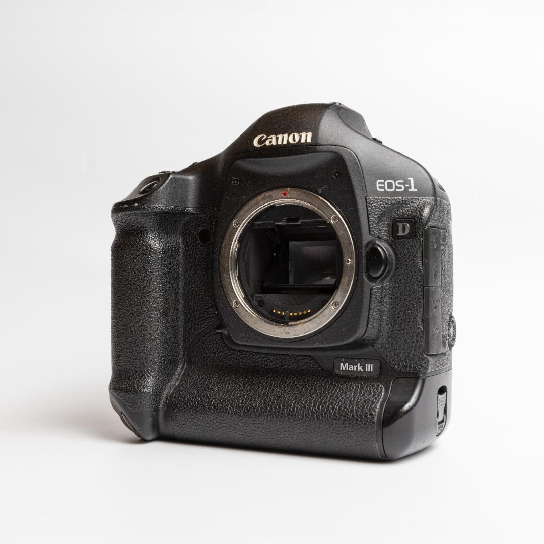 Canon EOS-1D Mark III 、DCカプラー DR-E4、充電器
