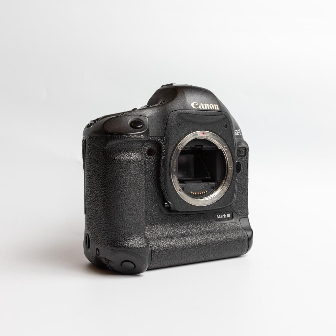 Canon EOS-1D Mark III 、DCカプラー DR-E4、充電器