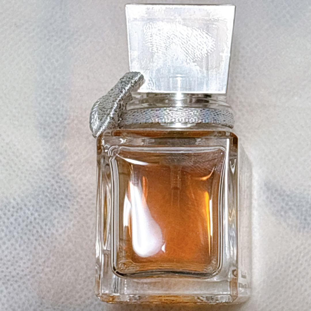 Miss Dior Eau de 香水　ミスディオール　オーデパルファム