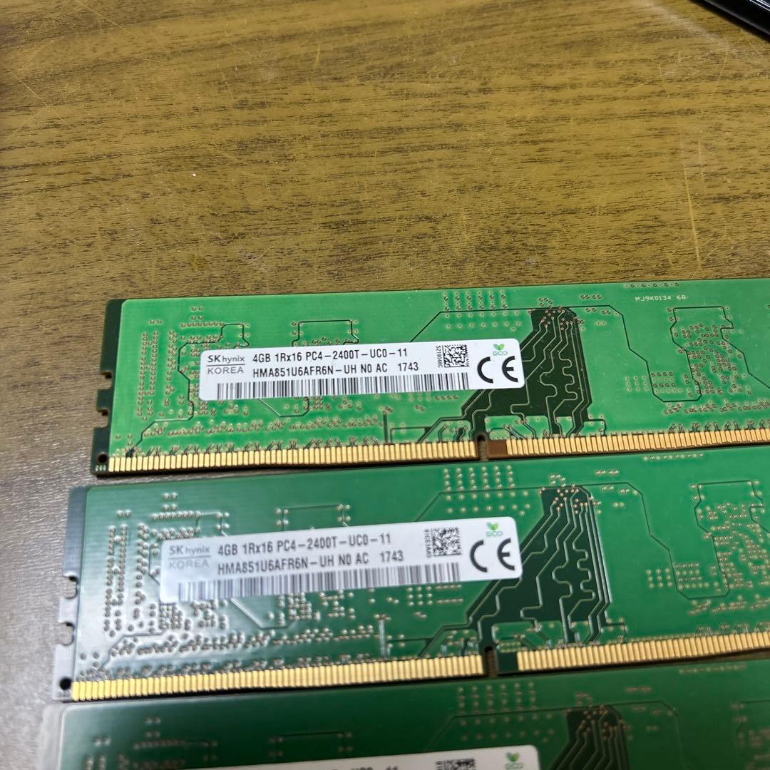 【動作品】SK hynix DDR4メモリ 4GB 4枚