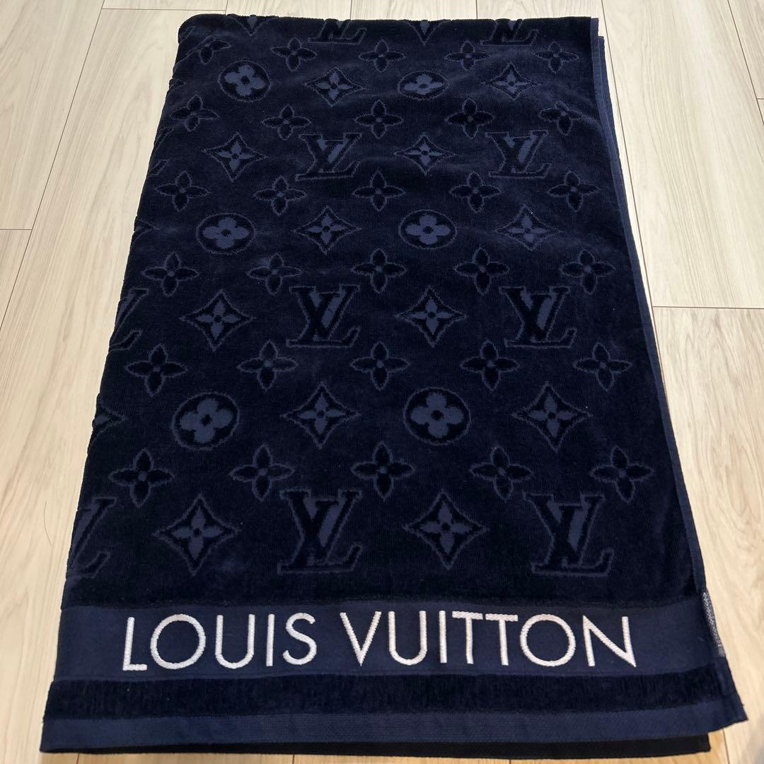 Louis Vuitton ルイヴィトン　ビーチタオル・LV バケーション
