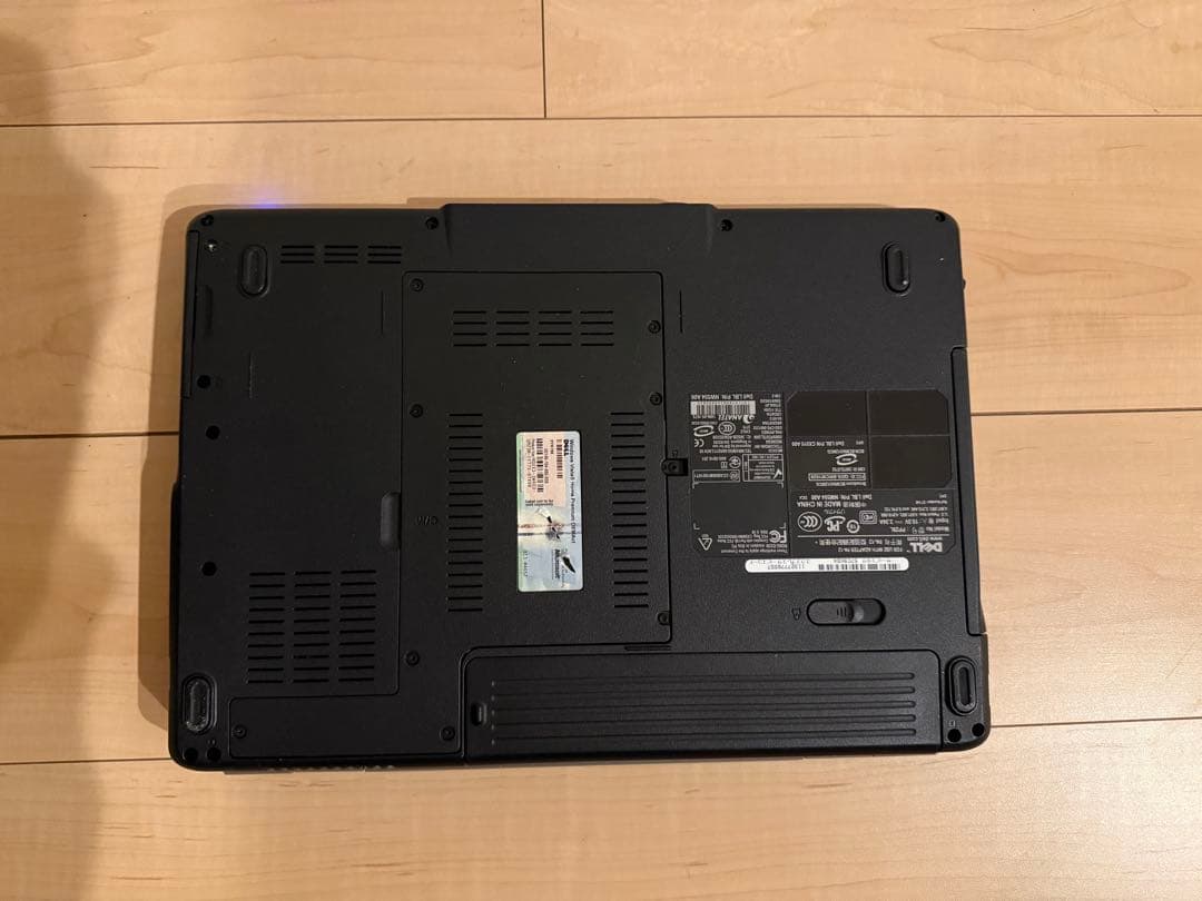Dell ノートPC DELL Inspiron 1525 モデル