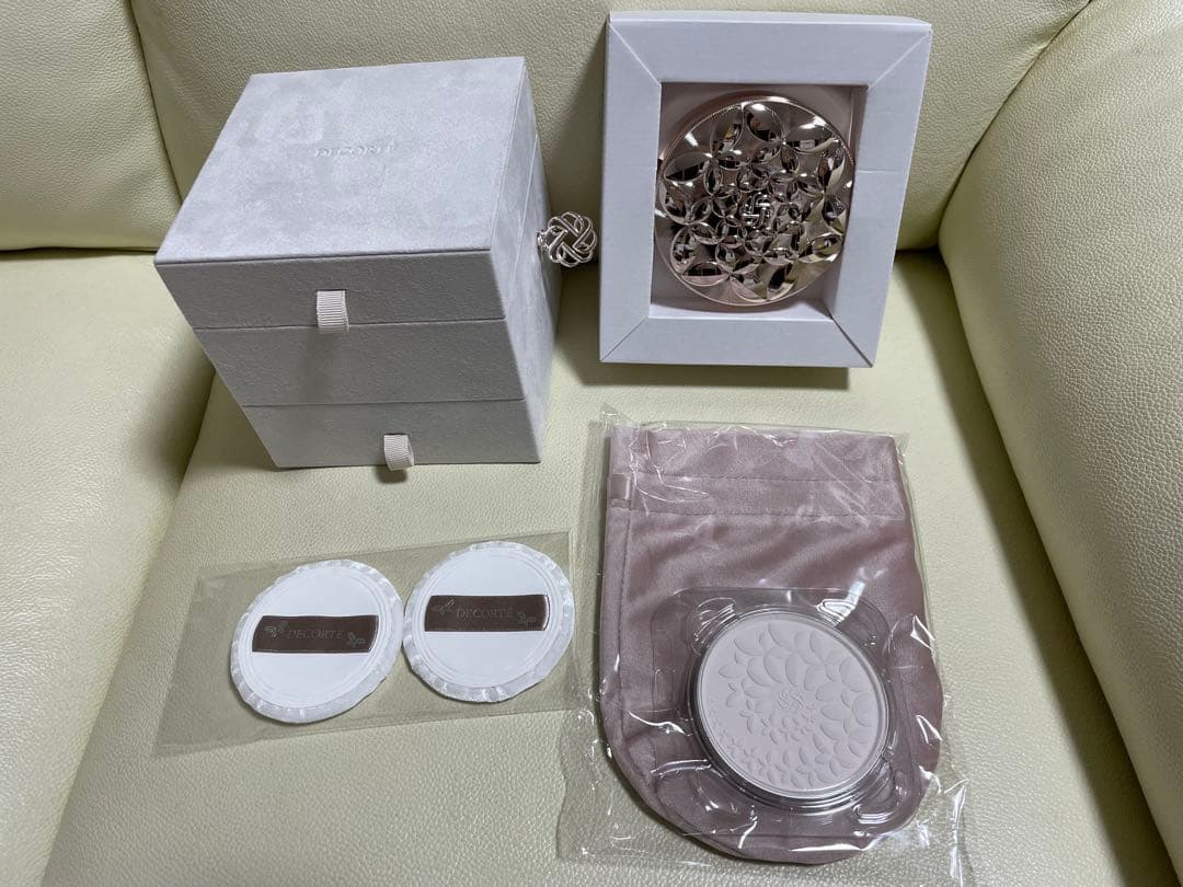 DECORTE フェイスパウダー マルセル ワンダース コレクション2023