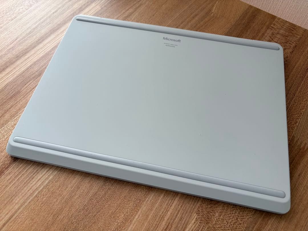 美品Microsoft Surface Laptop Go THH-00020