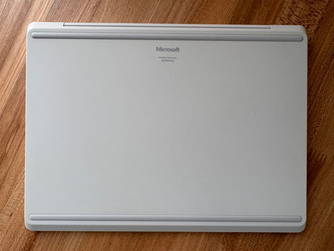 美品Microsoft Surface Laptop Go THH-00020