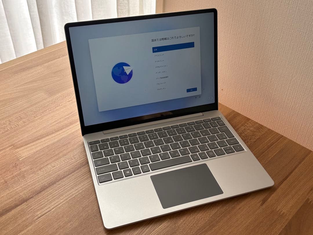 美品Microsoft Surface Laptop Go THH-00020