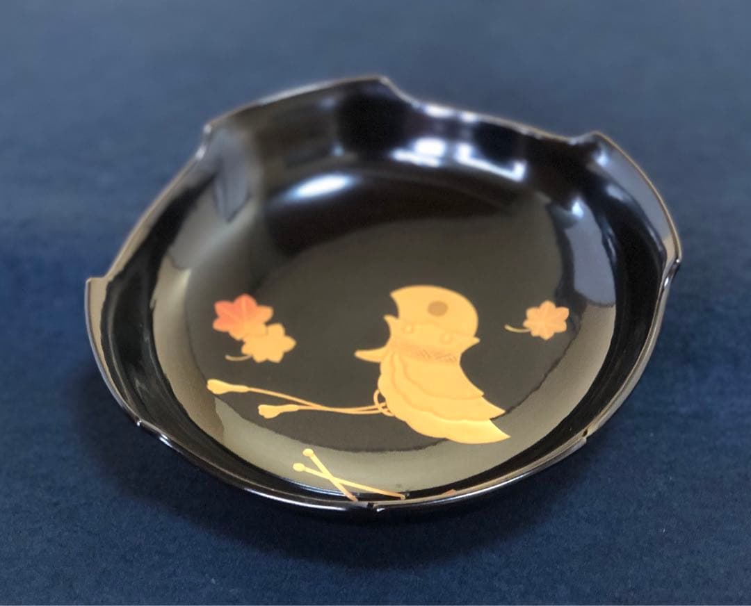 《レ》黒塗 烏帽子蒔絵 変形皿10客 菓子皿 木製漆器 木箱 260306こ4