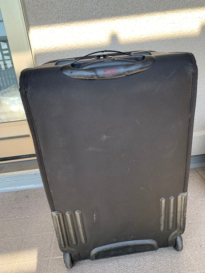 TUMI トゥミ 大容量キャリーケース エクスパンダブル　スーツケース 黒