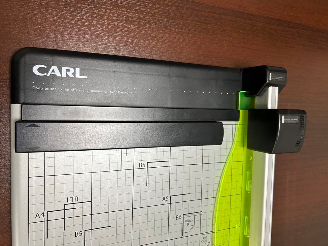 カール事務器(CARL) 裁断機 ペーパーカッター 40枚裁断 DC-210N