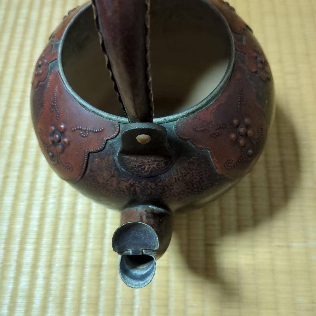 銅製 花模様 水差し
