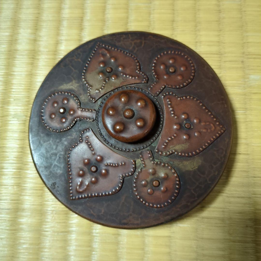 銅製 花模様 水差し