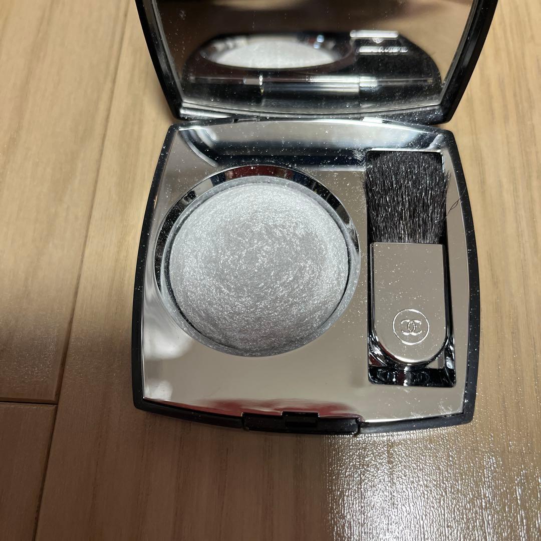 CHANEL ルミエール プラティン メークアップカラー＆パウダーブラシ