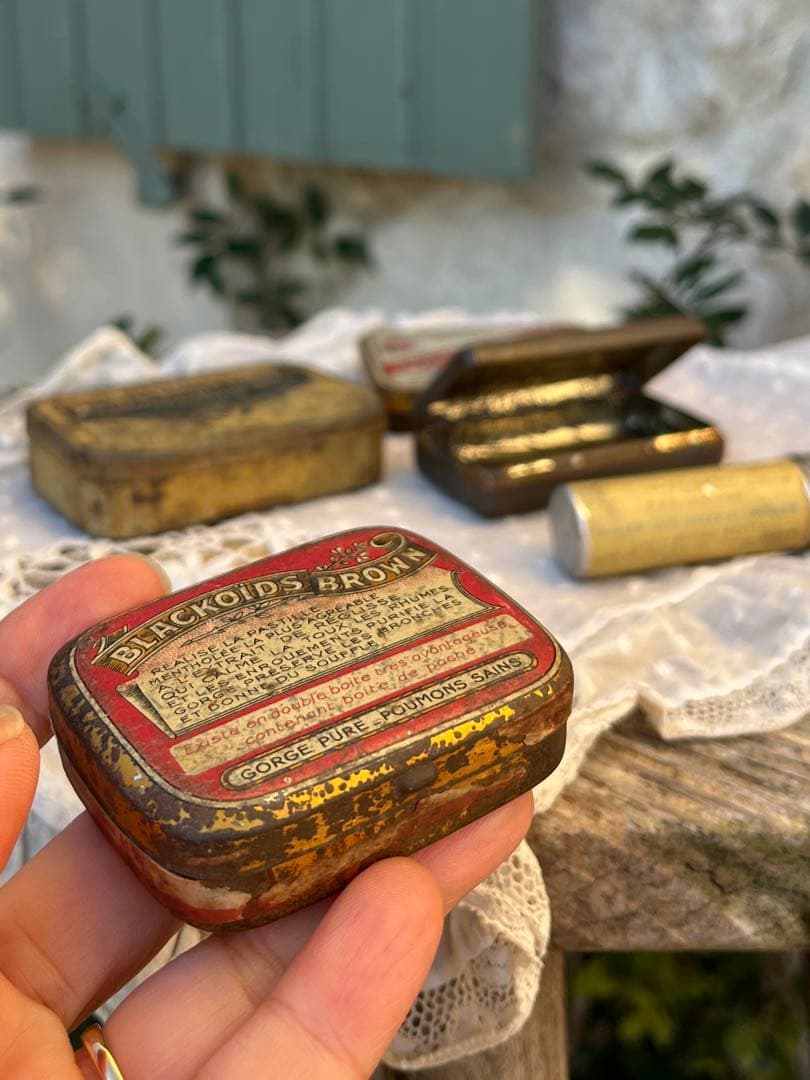 ◆SALEフランスアンティーク6点｜100年前ティン缶ブリキサビ小型ピルケース薬