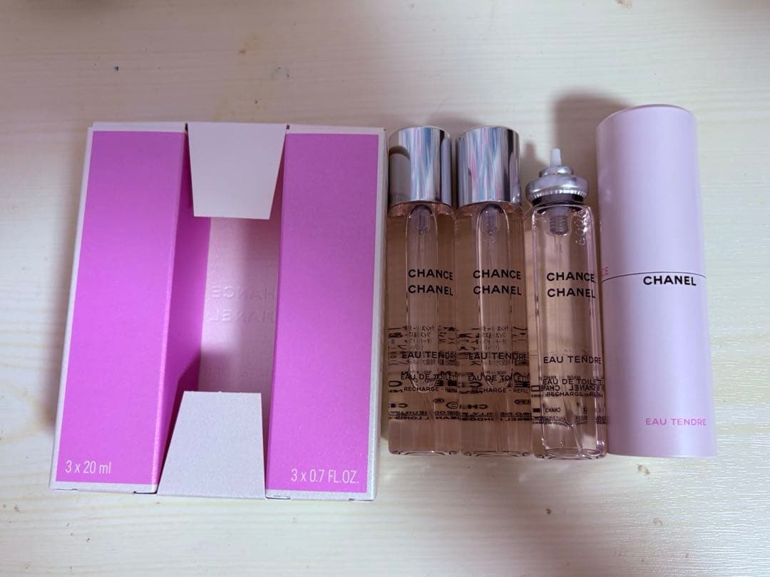 CHANEL チャンス　オー　タンドゥル　ツィスト&スプレイ　本体　詰め替え２本