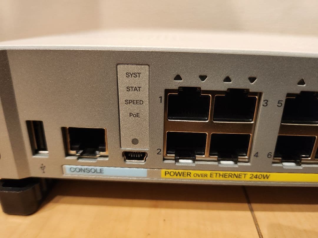 ルーター・ネットワーク機器 Cisco Catalyst 3560-CX Series
