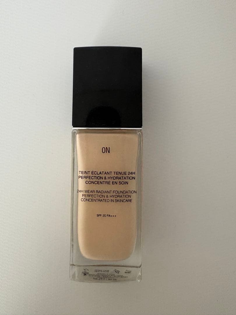 Dior Forever Skin Glow リキッドファンデーション