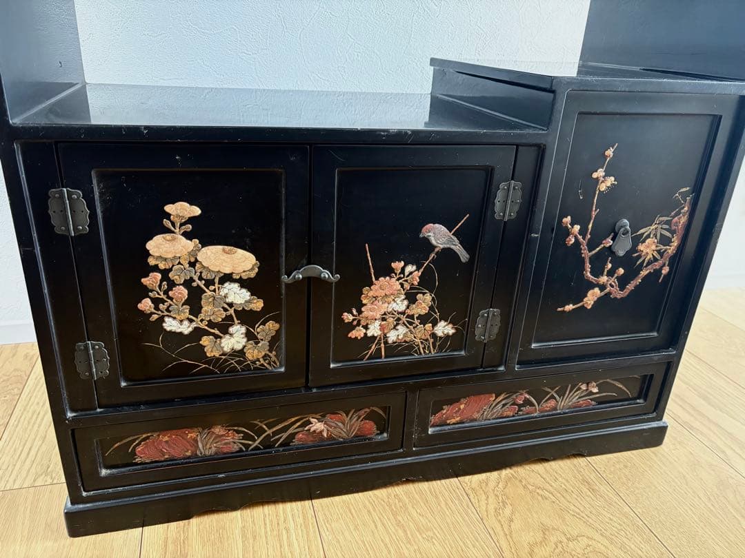 漆塗り　蒔絵　茶棚