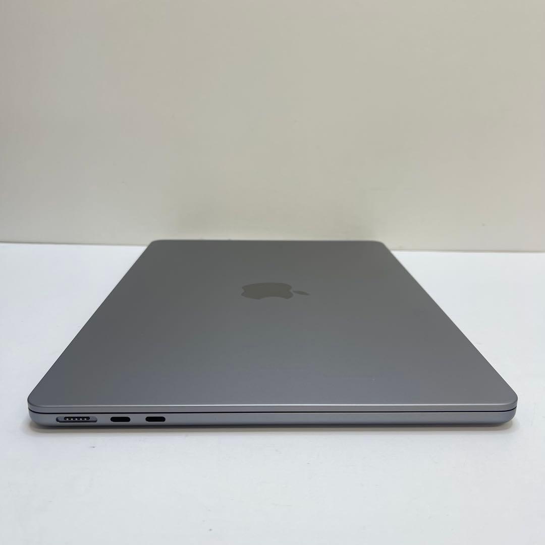 Macbook Air 2022 M2 8GB SSD256GB 13.6インチ