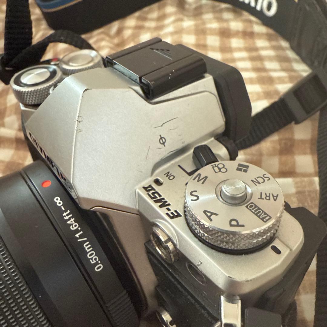 デジタルカメラ OM-D E-M5 Mark II