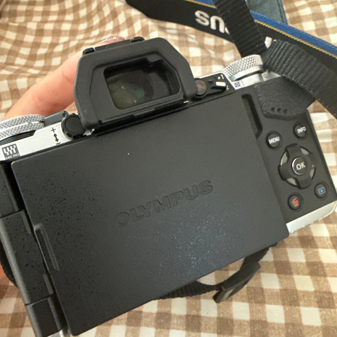 デジタルカメラ OM-D E-M5 Mark II