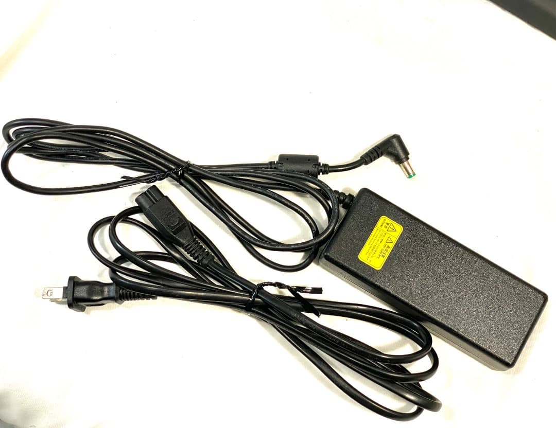よ*ん様 美品！初期化済み/動作確認済み NEC VersaPro ノートパソコ