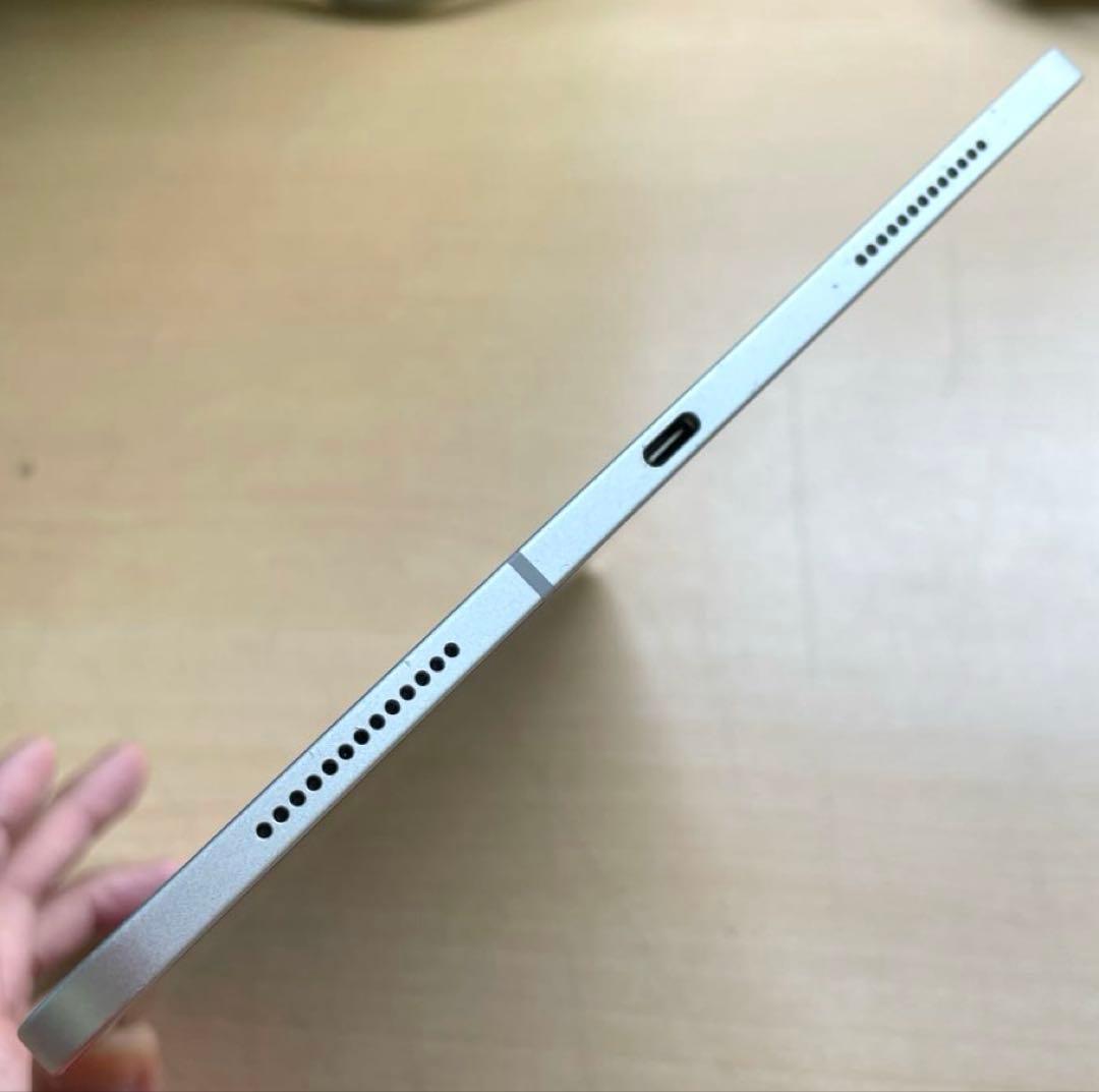 iPad Pro 11インチ　第2世代　シルバー　128GB A2230 美品