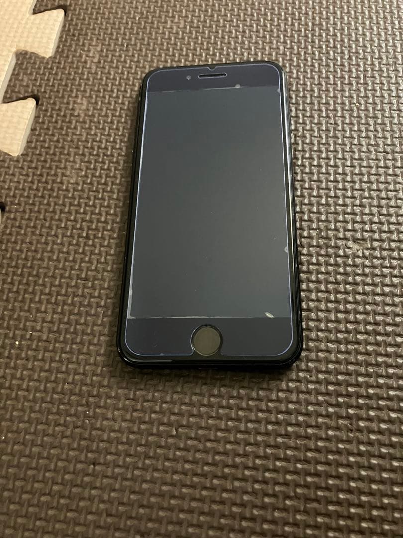 Apple iPhone SE (第2世代) 2020年モデル ブラック