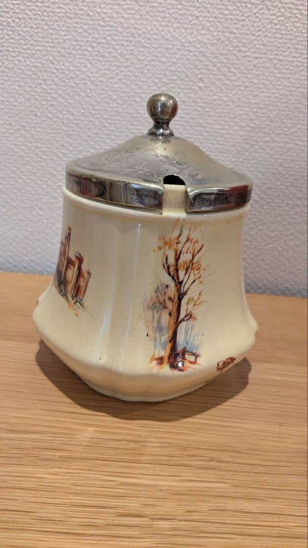 アンティーク 蓋付き容器 馬と城の絵柄　シュガーポット　英国　イギリス