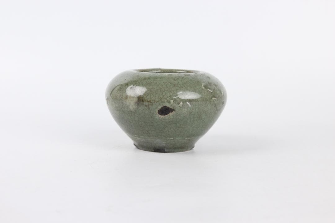 高麗時代後期（14世紀）青磁 象嵌 小壺　雲鶴文系　高麗青磁 FF01-09