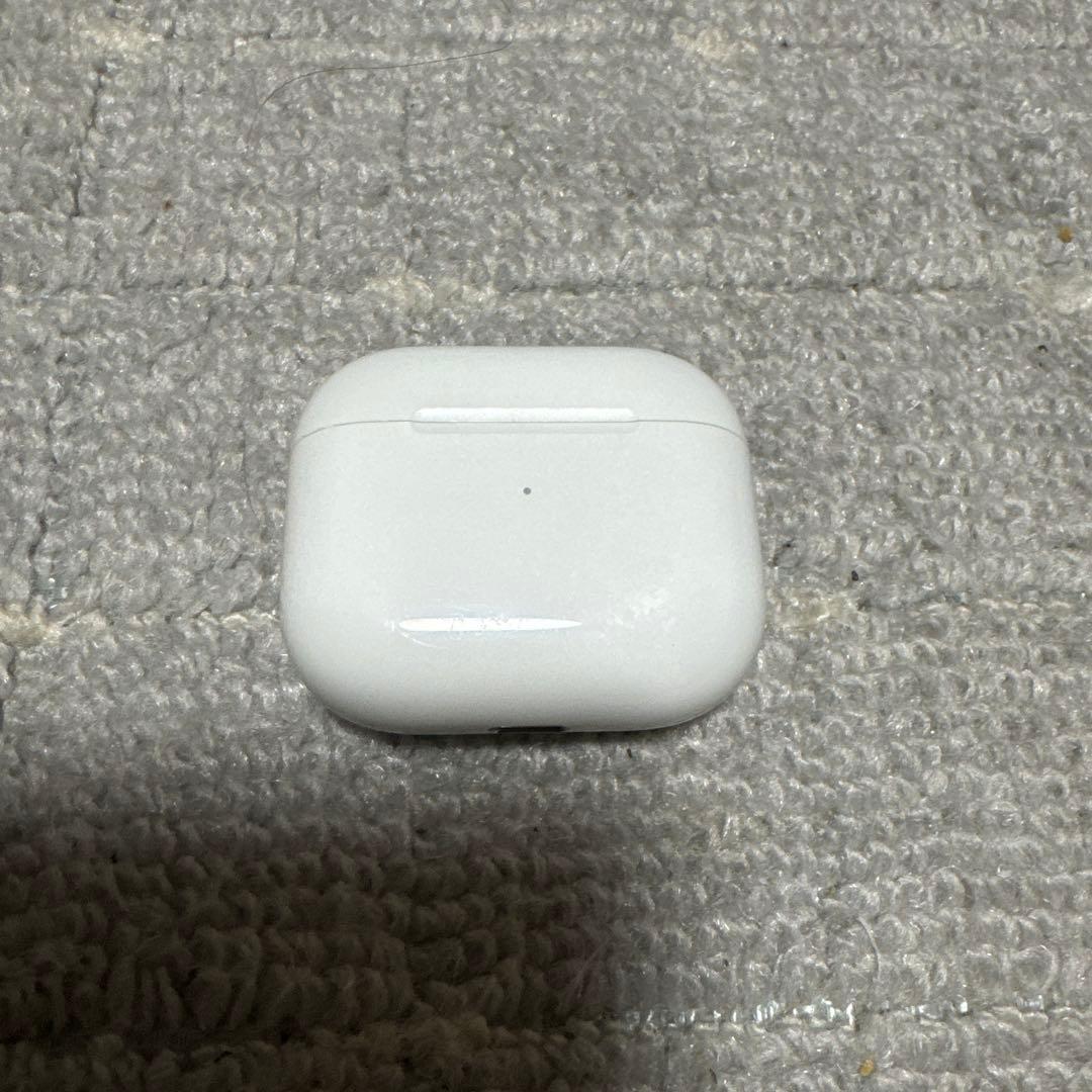 かわたかApple AirPods 第三世代 本体 充電ケース付き