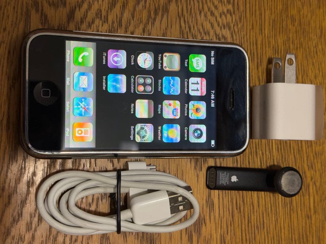 iPhone 2G 日本未発売　外観美品 8GB 初代iPhone　第1世代