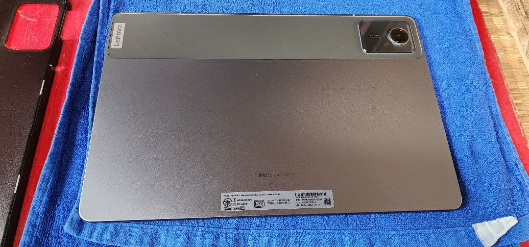 新品同様レノボタブレット　M11 TB330FU LTE対応