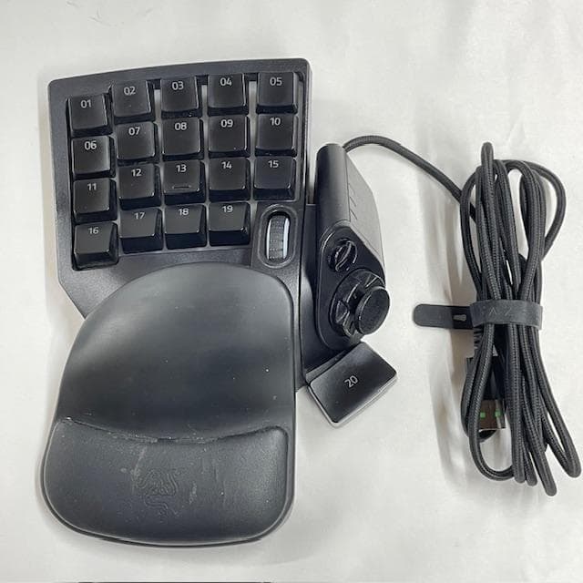 Razer tartarus v2 ゲーミングキーボード 有線 20キー 黒