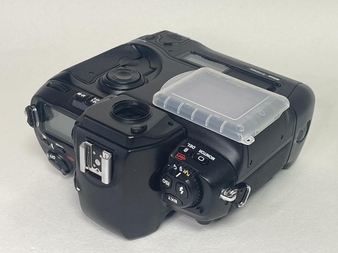 Nikon ニコン D1x デジタル一眼レフカメラ