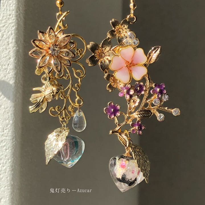 桜と金魚が舞う季節　レジン鬼灯　色変化勿忘草　蓮　ピアス　イヤリング