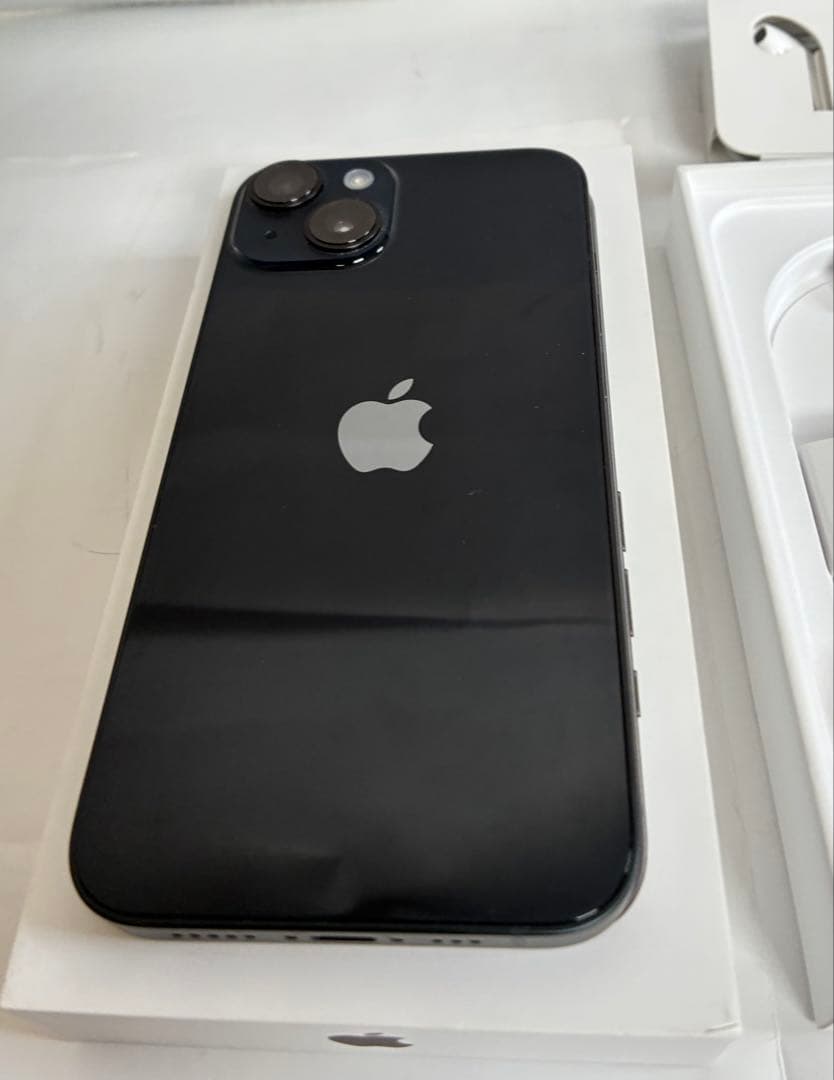 Apple iPhone 14 ブラック 新品イヤフォン・充電コード　95%