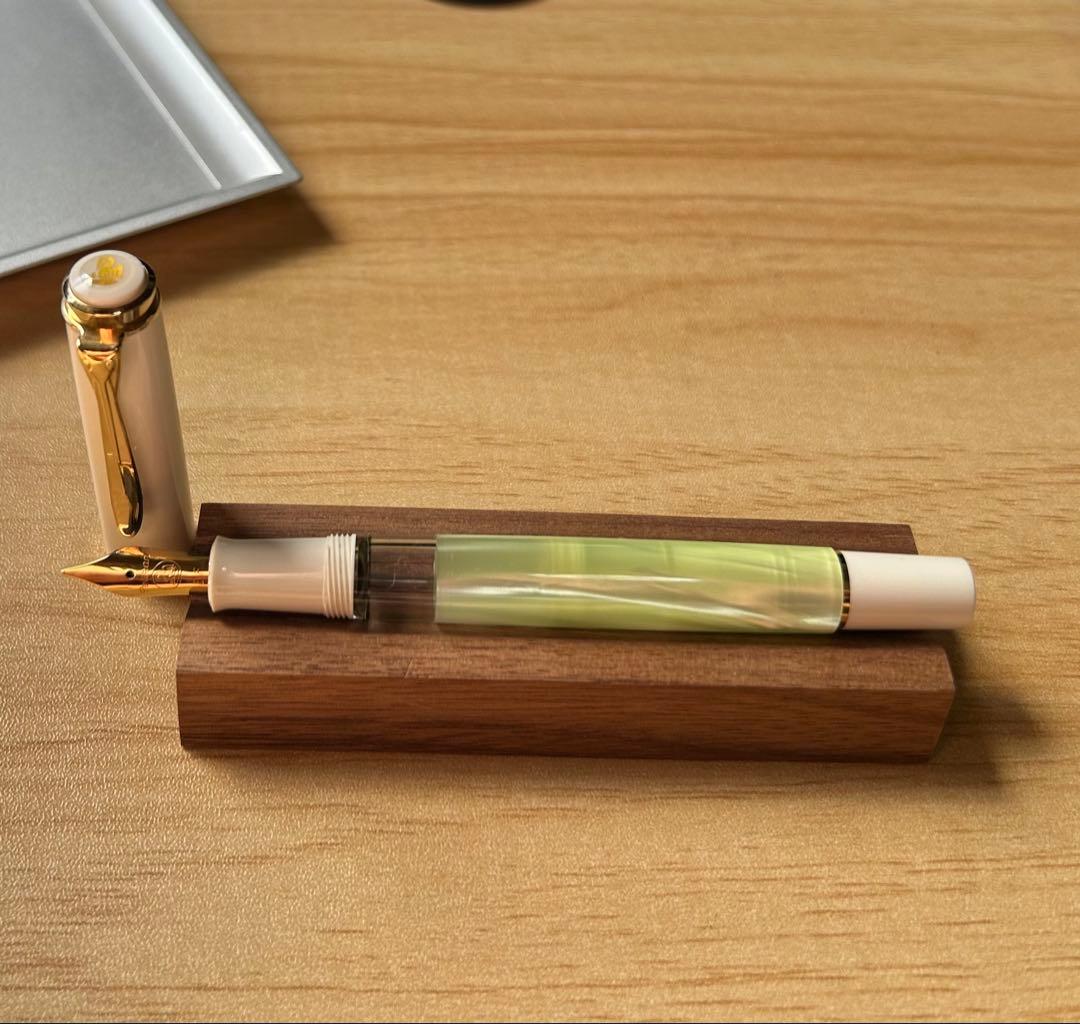 Pelikan 万年筆 限定生産　パステルグリーンM200 EFニブ