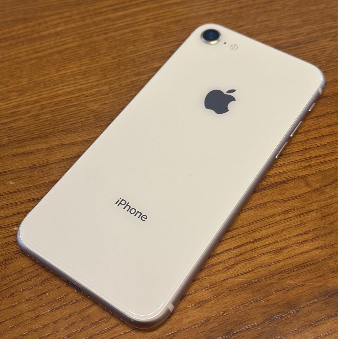 Apple iPhone 8 本体 SIMフリー