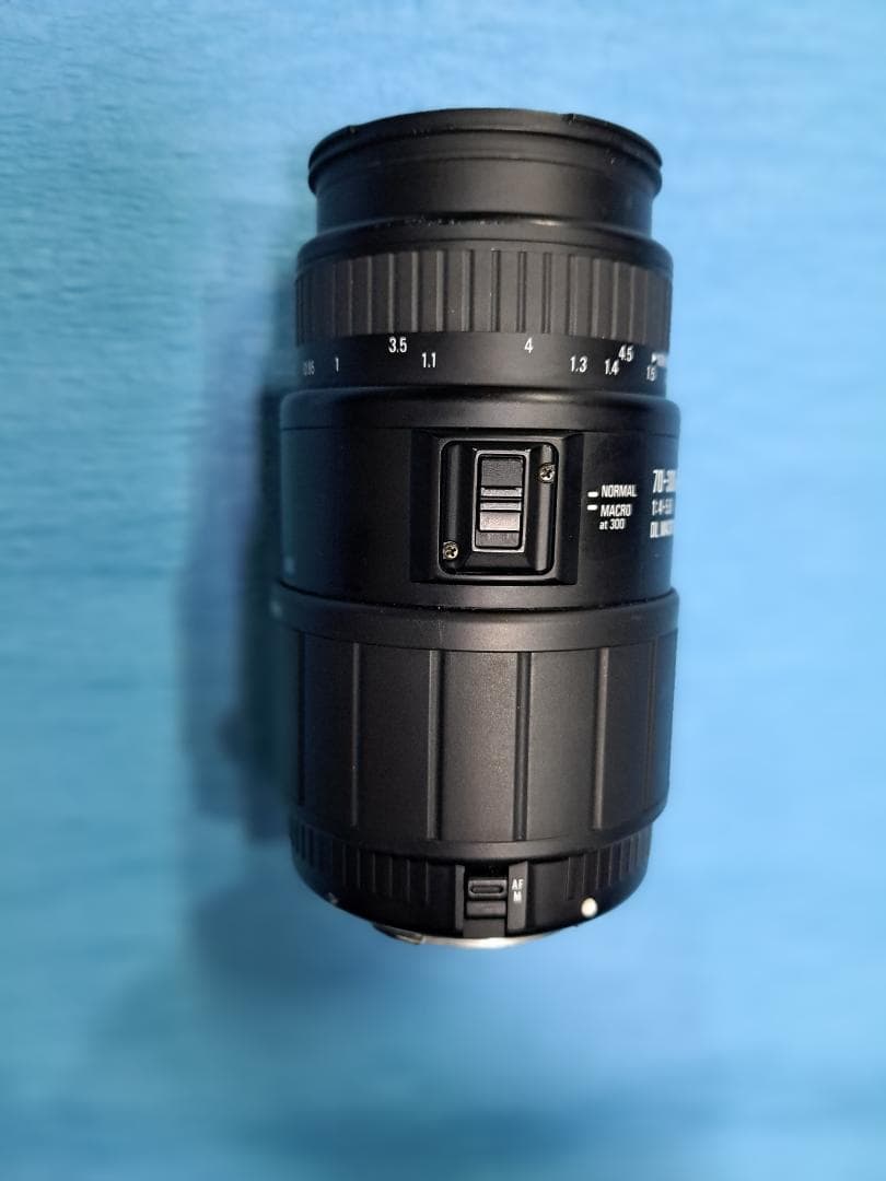 本日特売　シグマ70-300mm　DL F4-5.6 マクロ 　キヤノン用