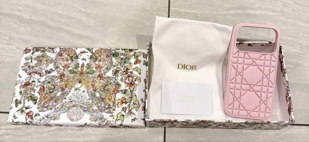 DiorTravel iPhone 17 Proケース ラバー マカロンピンク