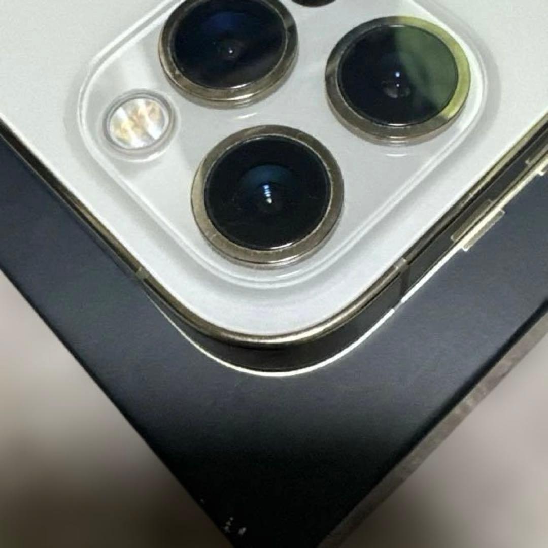 早い者勝ち‼️配送込‼️アップル iPhone12Pro ゴールド256GB ドコモ