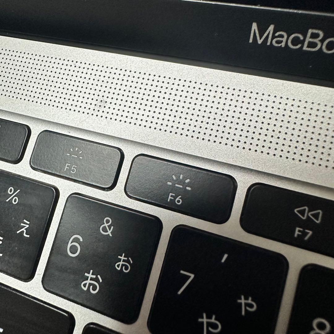 MacBook本体（Retina, 12インチ,8GB, 2017年モデル）