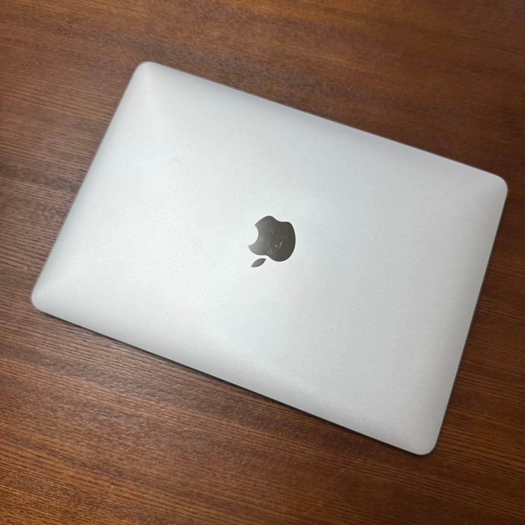 MacBook本体（Retina, 12インチ,8GB, 2017年モデル）