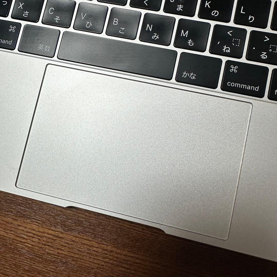 MacBook本体（Retina, 12インチ,8GB, 2017年モデル）