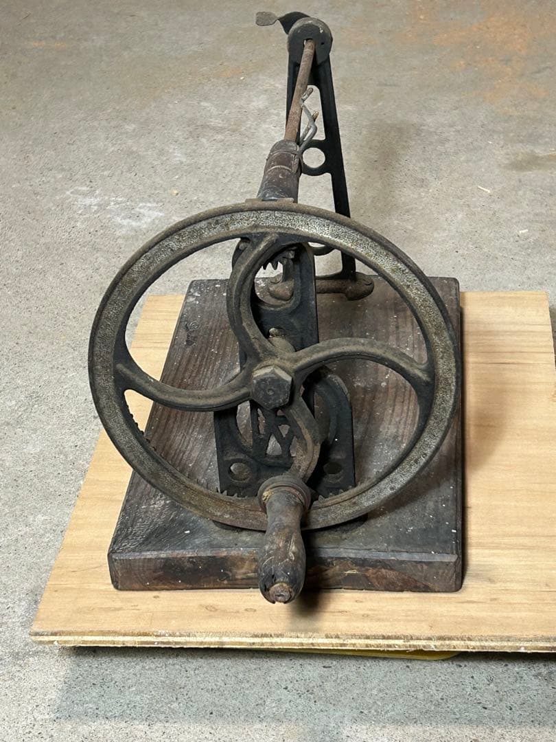 稀少/アンティーク/当時物/蔵出し/古道具/鉄製/木製/糸巻き機