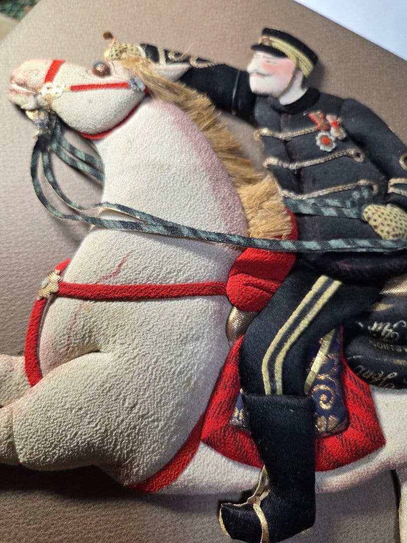 布貼り絵　アート作品 明治陸軍将校
