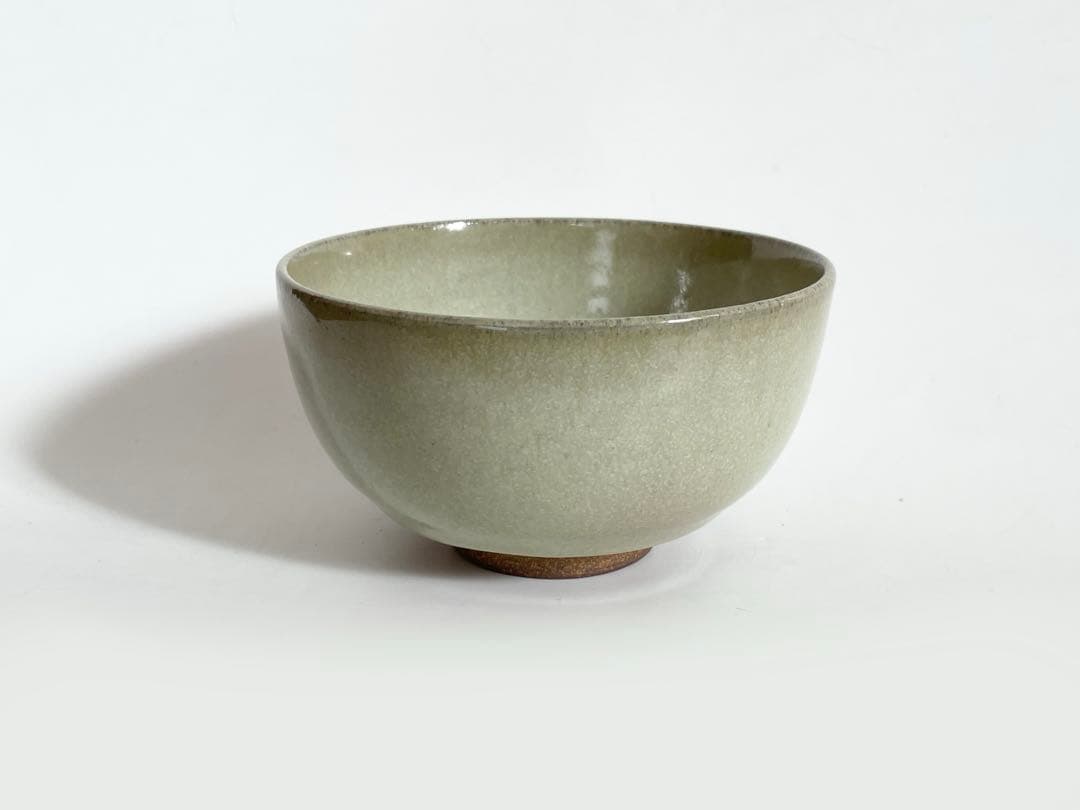 陶芸家　大塩正義　赤膚焼　萩釉　茶碗　共箱　日展評議員　橋本明治展記念